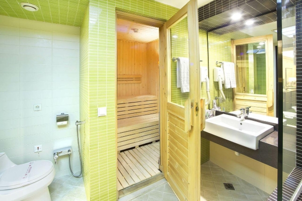 Parsian Evin Hotel (Tehran)